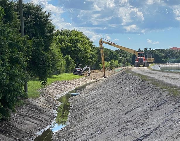 Shenandoah workers - Civil & Drainage Enhancements