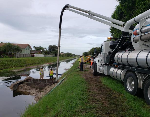 Shenandoah workers - Civil & Drainage Enhancements